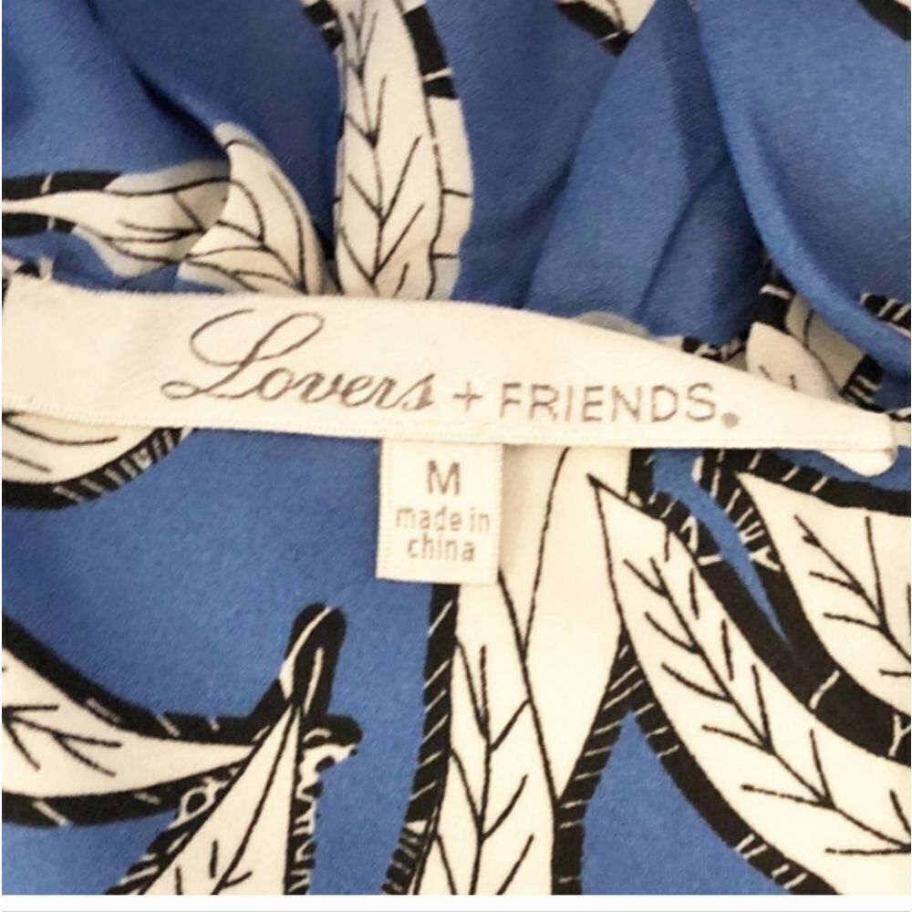 NWT Lovers + Friends Lifes A Beach Floral Top - Picture 9 of 16
